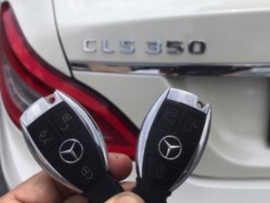 รับทำกุญแจรีโมทรถยนต์ Benz